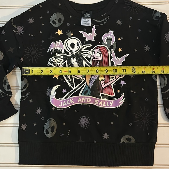 Nightmare Before Christmas NBC Jack and Sally Pullover Girls Sweatshirt NWOT - Picture 8 of 16